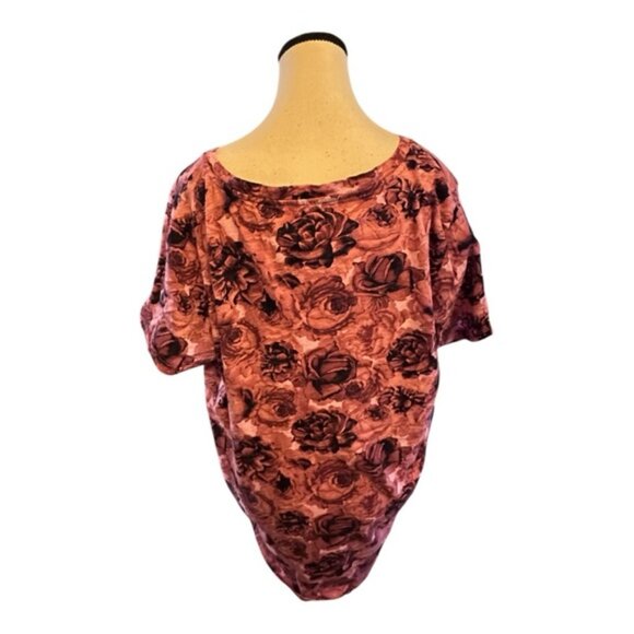 Women’s torrid 1 Rose Floral torridstrong Girlfriend Signature Jersey V-Neck Tee - Picture 4 of 9